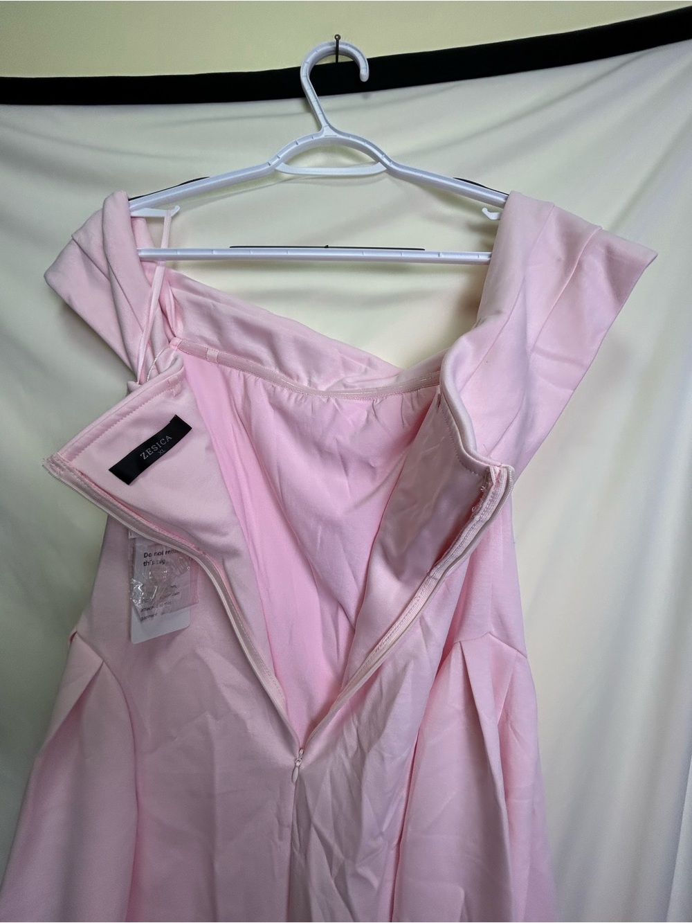 Off-Shoulder Pink Midi Dress - Picture 9 of 16
